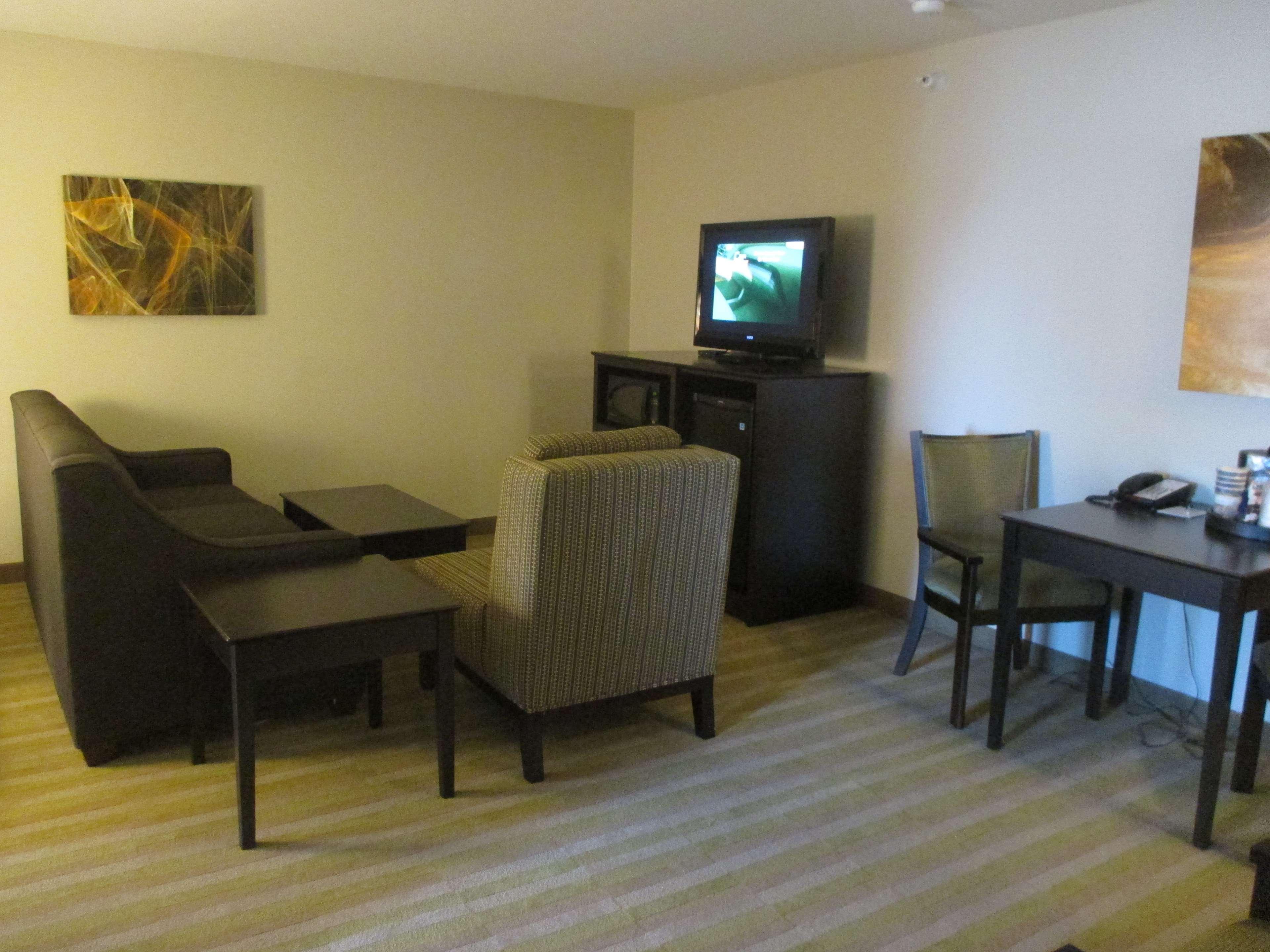 Best Western Harvest Inn & Suites Grand Forks Esterno foto