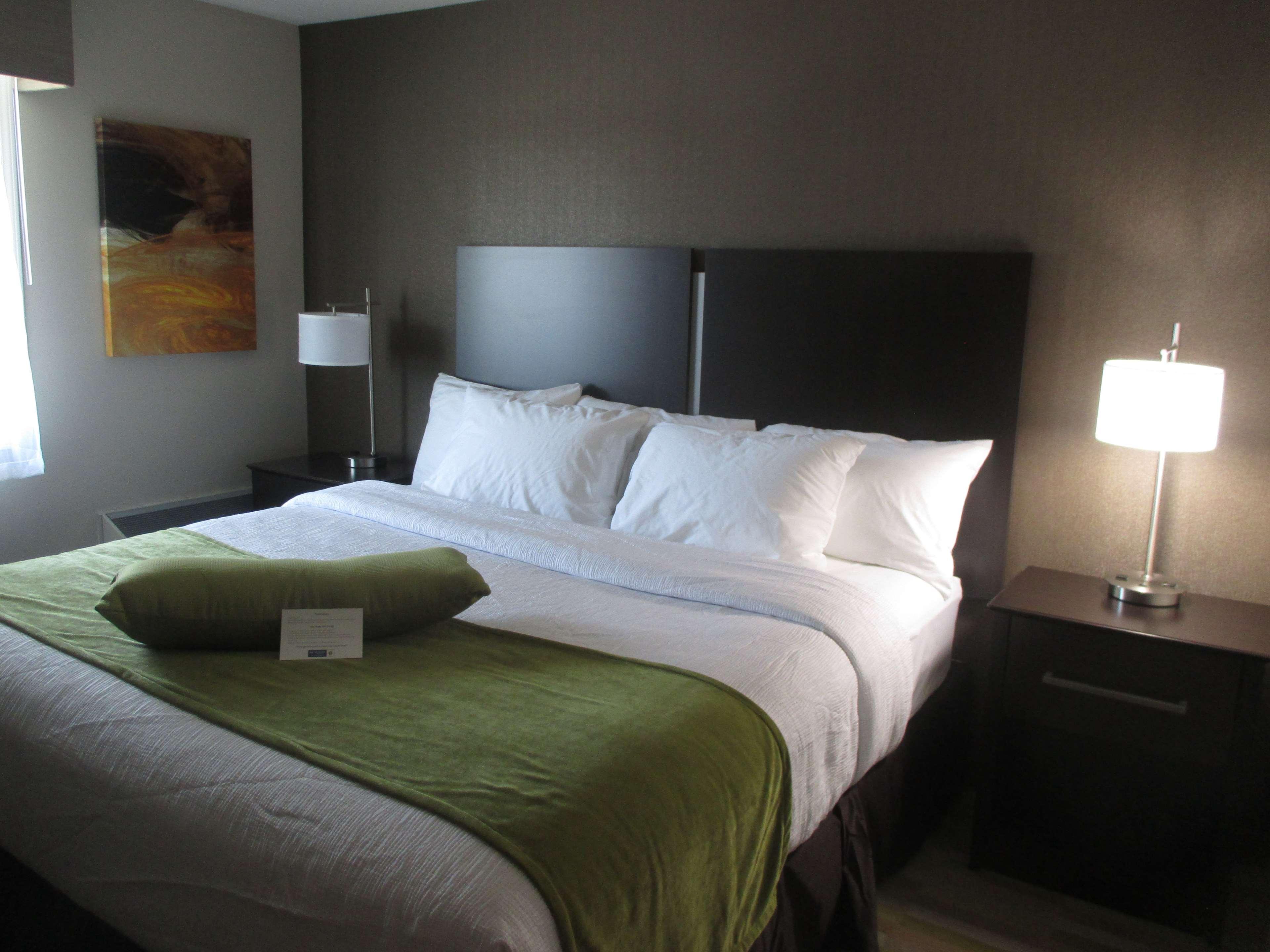 Best Western Harvest Inn & Suites Grand Forks Esterno foto