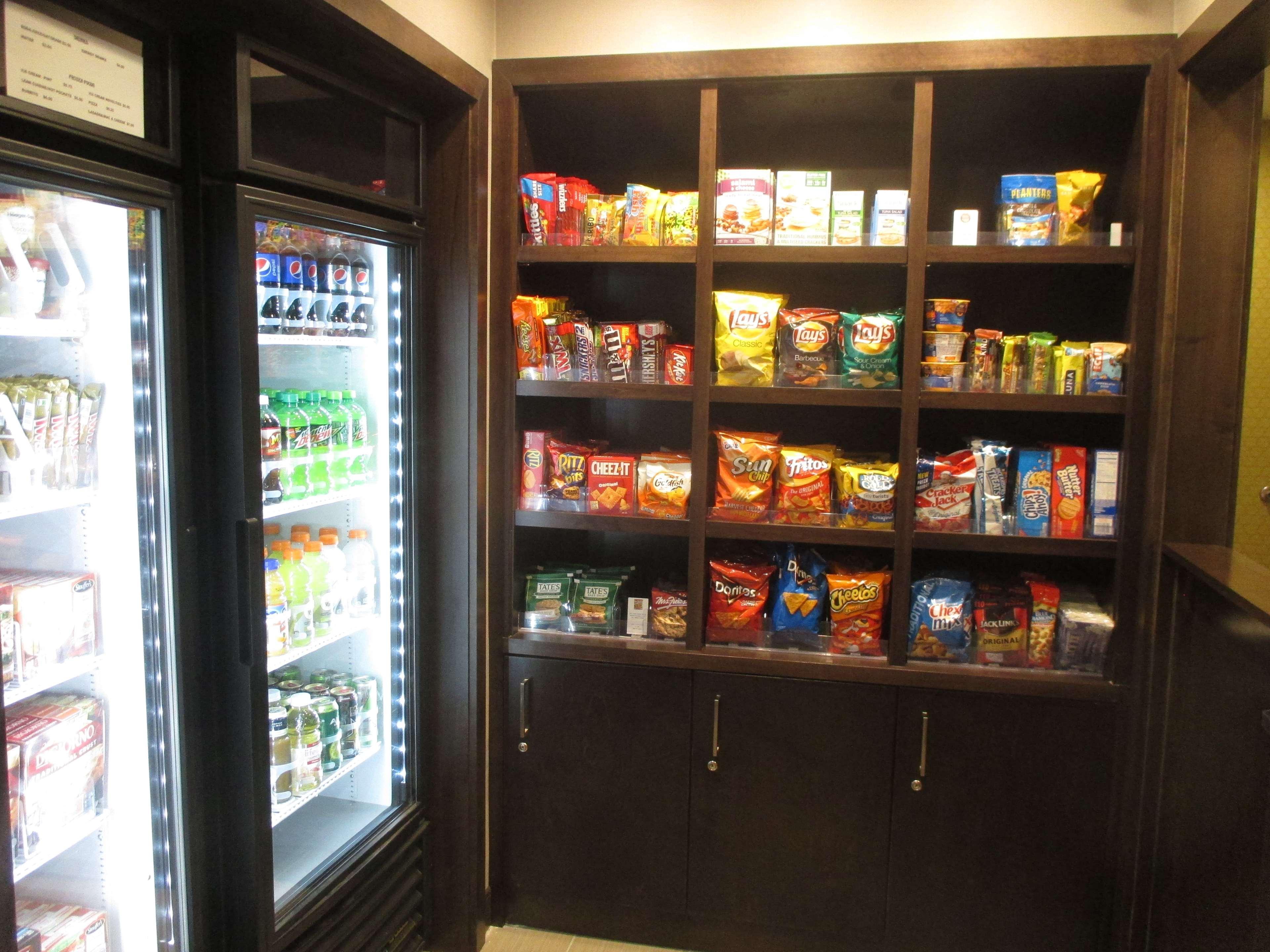 Best Western Harvest Inn & Suites Grand Forks Esterno foto